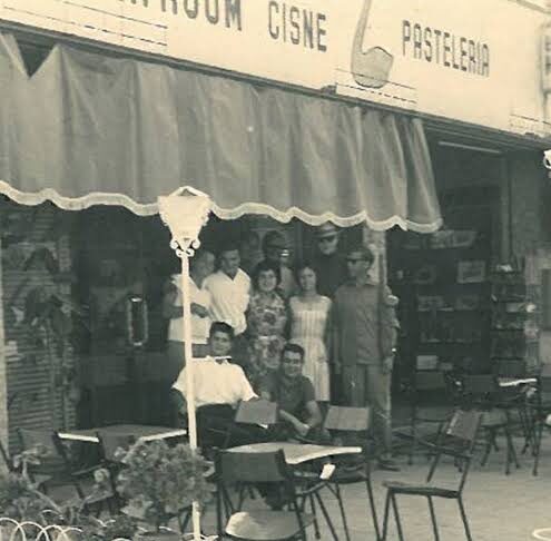 Rosa Corominas tanca una etapa vital amb la venda d’El Cisne, la històrica pastisseria de Platja d’Aro