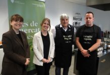 Els mercats gironins celebren la Setmana Internacional dels Mercats amb activitats gastronòmiques i aposta pel producte local Acció amb productes de reaprofitament del Mercat d’Olot en el