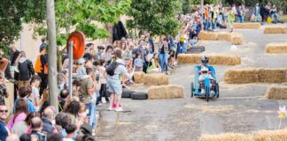 Palafrugell omple el cap de setmana de Festes de Primavera amb cultura, esport i tradició baixada de carretons palafrugell