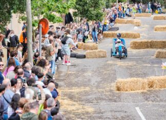 Palafrugell omple el cap de setmana de Festes de Primavera amb cultura, esport i tradició baixada de carretons palafrugell