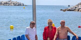 Sant Feliu incorpora una nova zona de bany per a persones amb mobilitat reduïda zona de bany sant feliu