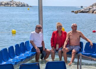 Sant Feliu incorpora una nova zona de bany per a persones amb mobilitat reduïda zona de bany sant feliu
