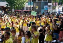Més de 400 docents de les comarques gironines debaten el preacord i demanen concreció en les mesures