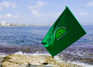 Més de 700 establiments de Girona participen en la campanya Banderes Verdes bandera verda ecovidirio
