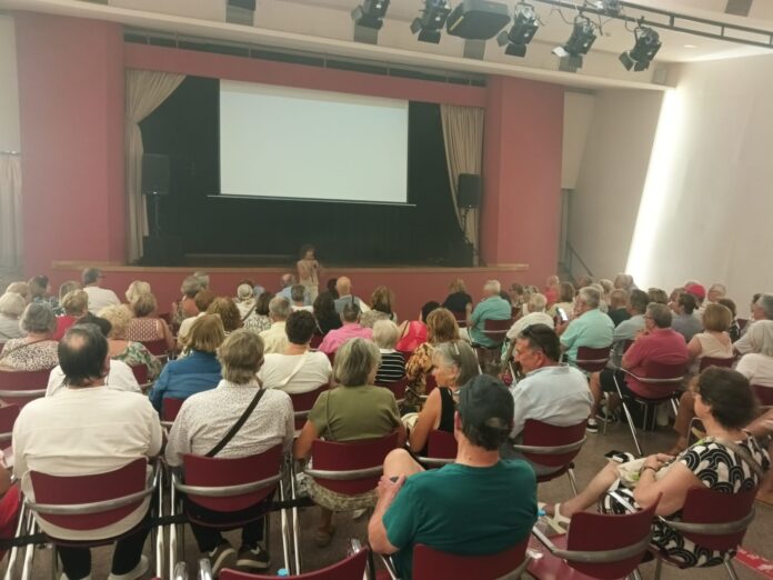 Calonge i Sant Antoni al Dia Mundial contra l'Abús i el Maltractament a les Persones Grans, amb l'espectacle 'Show Gran Gent 'de Jordi LP Calonge i Sant Antoni al Dia Mundial contra l'Abús i el Maltractament a les Persones Grans, amb l'espectacle 'Show Gran Gent 'de Jordi LP