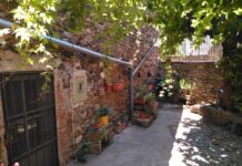 El Pati de Can Gil enceta la vuitena edició amb poesia i música a Matajudaica