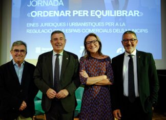 Experts analitzen a Girona com regular l’activitat comercial per mantenir vius els centres urbans