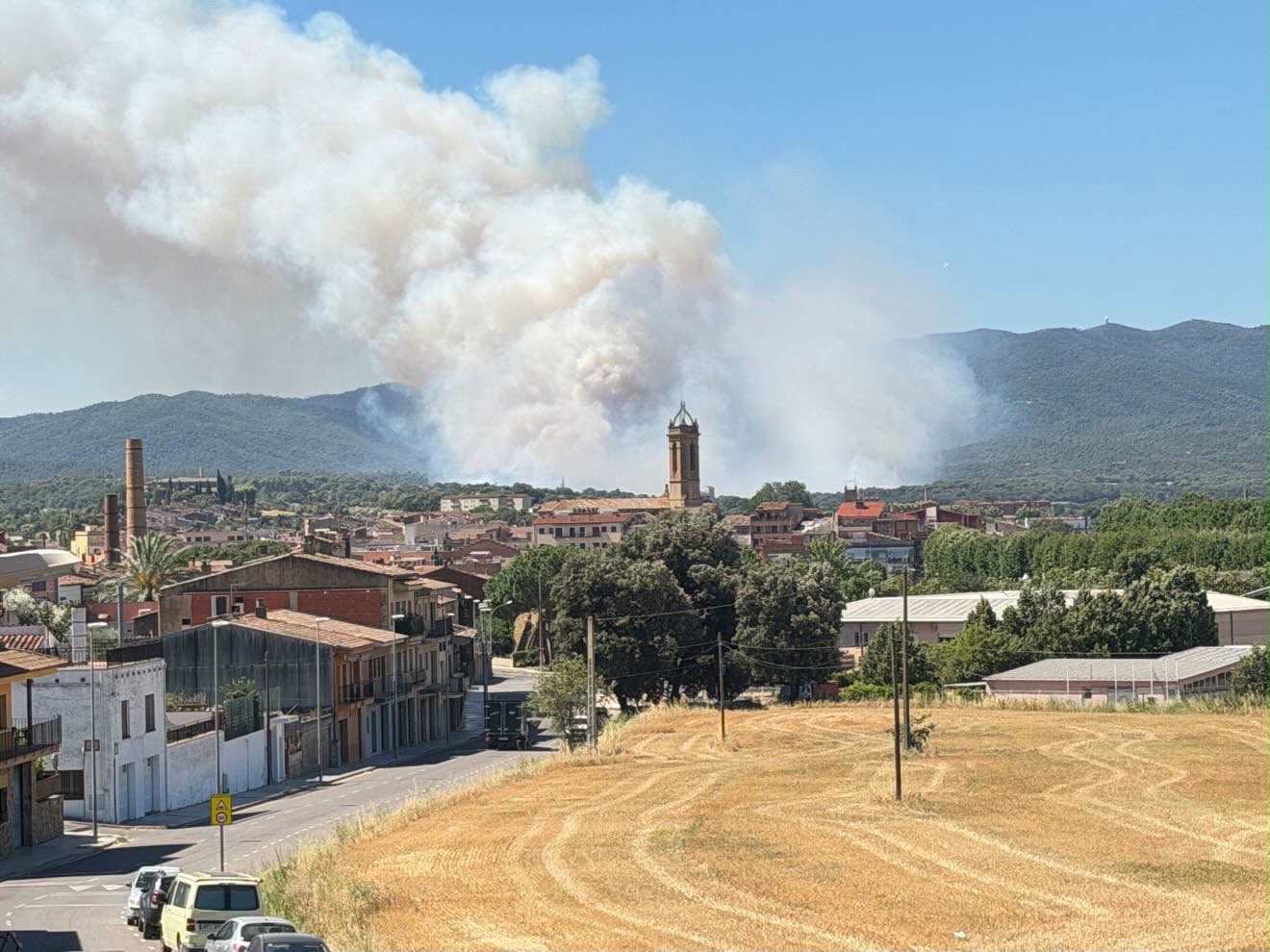Incendi vist des de la Bisbal