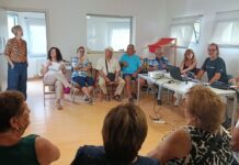 Palamós impulsa una campanya per ordenar la mobilitat al barri d’Es Pla a partir de les propostes del veïnat