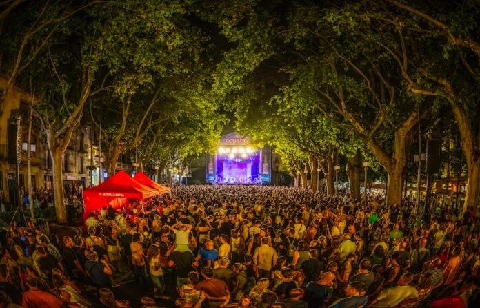 l’acustica-supera-novament-els-100.000-espectadors-en-la-seva-23a-edicio l’acustica-supera-novament-els-100.000-espectadors-en-la-seva-23a-edicio