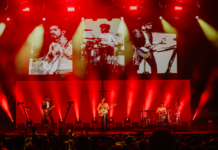 Més de 2.000 persones omplen el Guíxols Arena en una nit d’indie rock amb Siloé, Éxtasis i Repion
