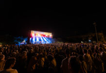 El Festival Amb So de Cobla tanca la desena edició amb el Passeig Marítim de Palamós ple