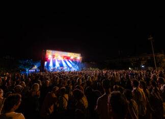El Festival Amb So de Cobla tanca la desena edició amb el Passeig Marítim de Palamós ple