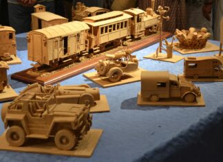Santa Cristina d’Aro dedica una exposició a l’obra en suro de l’artesà Pere Ciurana
