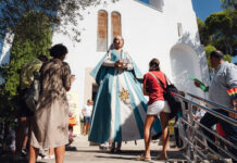 Llafranc recupera una tradició de més de cent anys amb l’estrena de la nova geganta Rosa