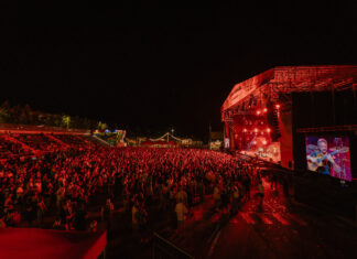 Los Delinqüentes inauguren el Guíxols Arena davant de prop de 3.000 persones malgrat la pluja PREMSA_PORTA FERRADA_LOS DELINQÜENTES_TXUS GARCIA_003_IMG10144