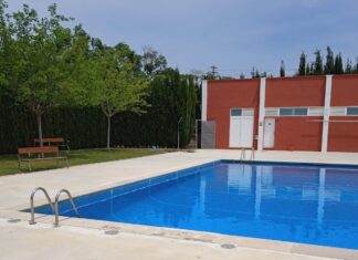 La piscina municipal de la Bisbal d’Empordà tanca després d’una incidència sanitària