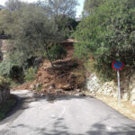 Un despreniment de pedres d’un mur obliga a actuar a Sa Riera sense causar ferits Despreniment Sa Riera pedra