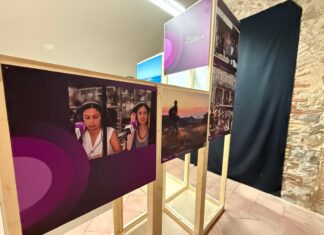 Ràdio Capital porta a l’Estartit l’exposició que repassa 25 anys d’història del municipi exposició ràdio capital a torroella